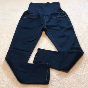 NWOT Maternity Jeans